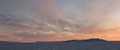 4 Soft sunset over the sea ice(cropped) (Custom).jpg
