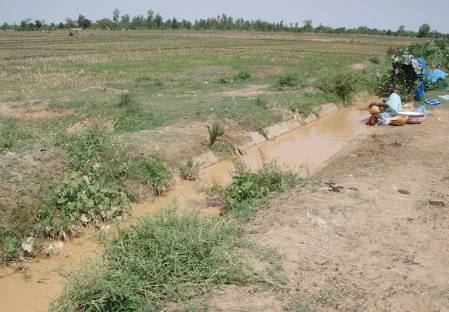 West Africa schistosome transmission site and local water collection point.jpg