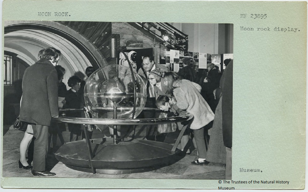 Geological Museum: Moon rock display 