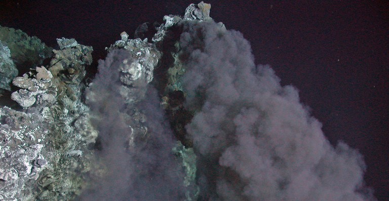 hydrothermal-vent-black-smoker-galapagos-full-width.jpg.thumb.768.768.jpg